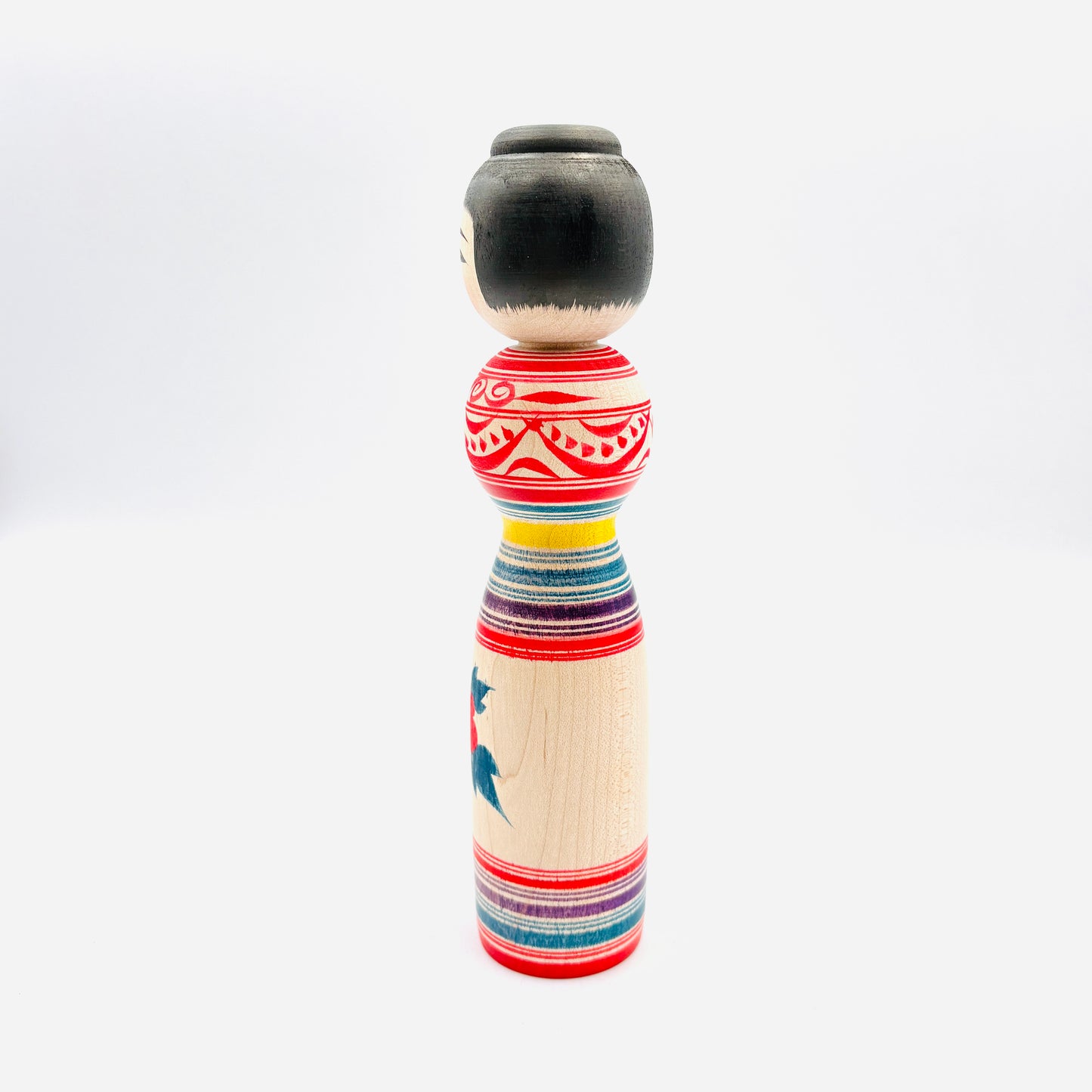 Kokeshi (Kamelie) im TSUGARU Stil