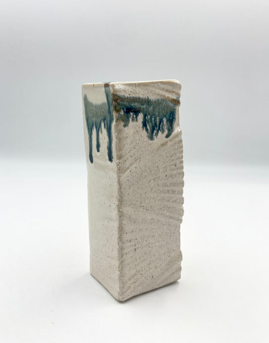 vierkantige Vase aus Mino