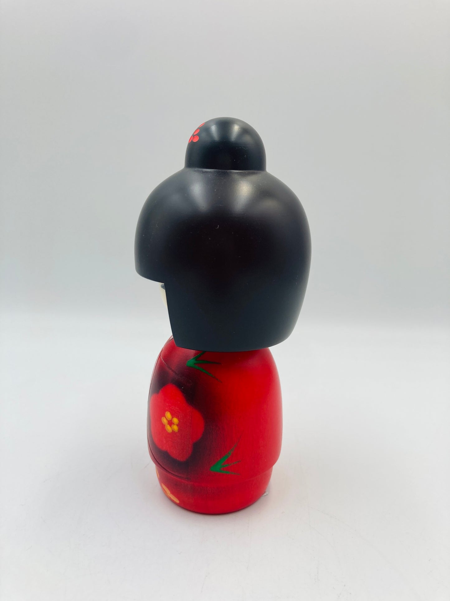 Kokeshi Hoemi (smiling)
