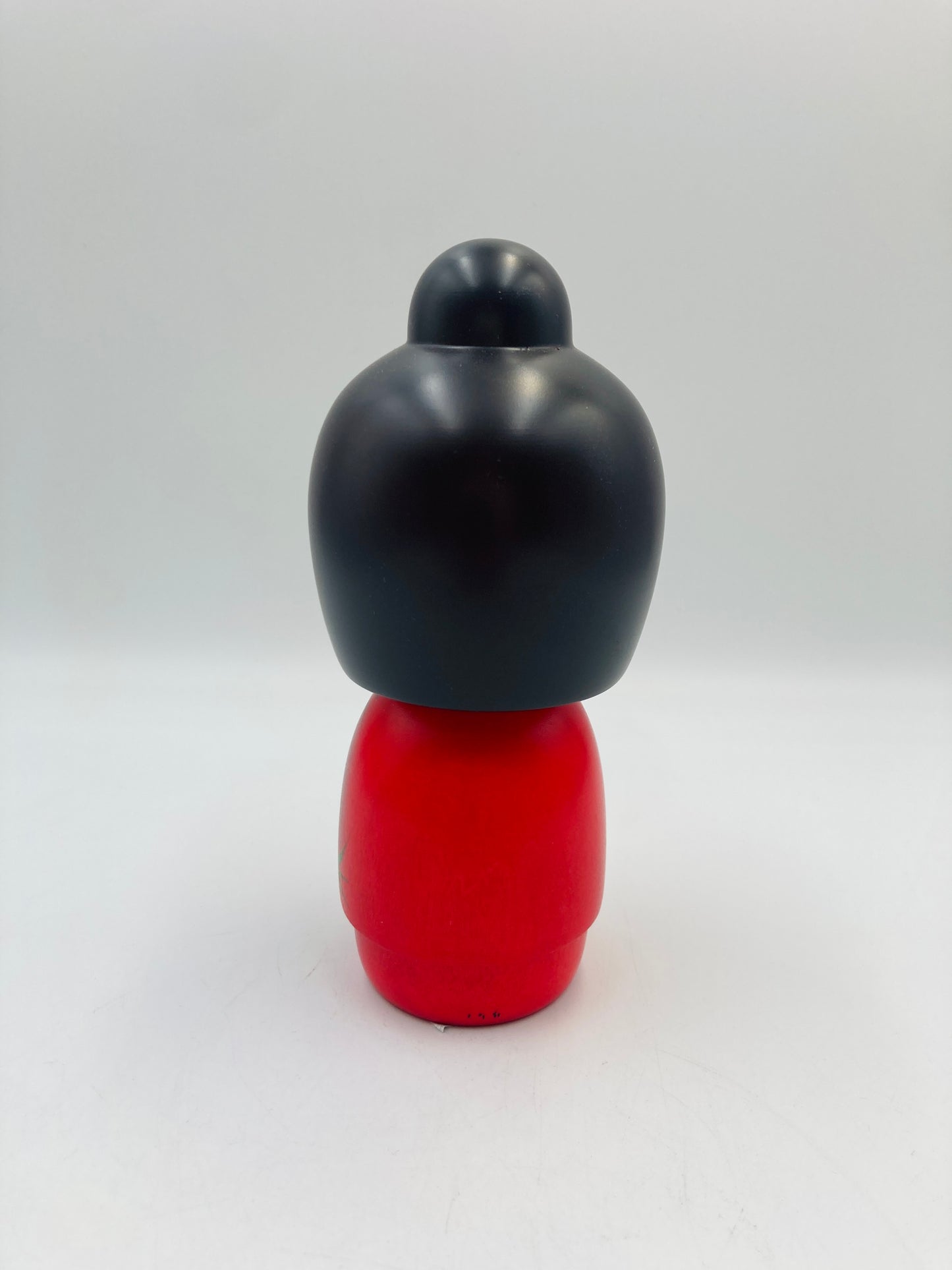 Kokeshi Hoemi (smiling)