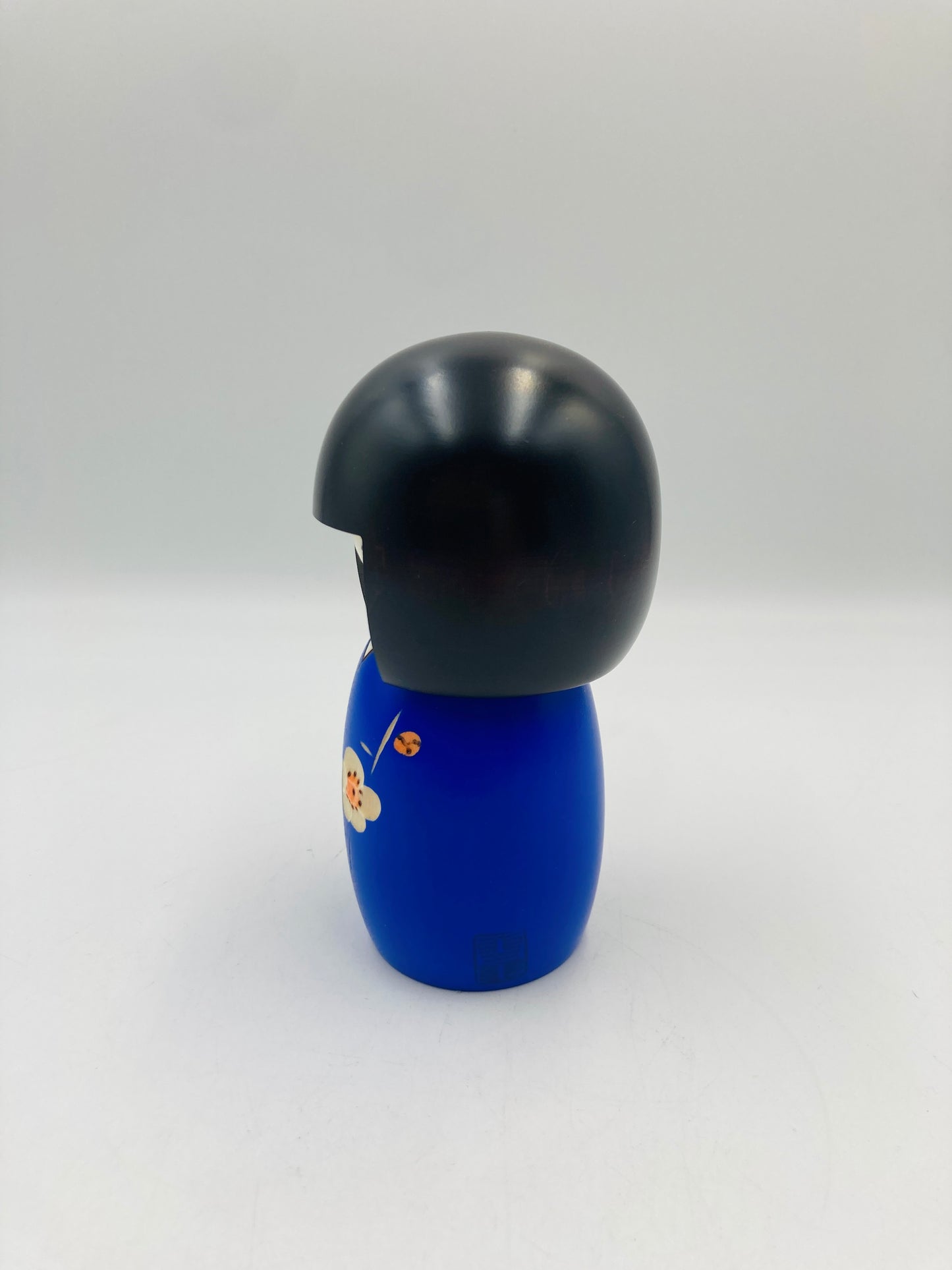 Kokeshi KAIKA (blooming) blue